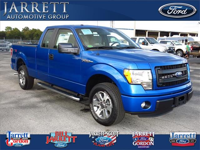 Ford F150 SE ONE Owner Clean Carfax Van Pickup Truck