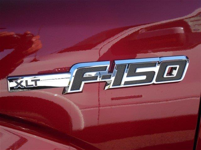 Ford F150 ESi Pickup Truck