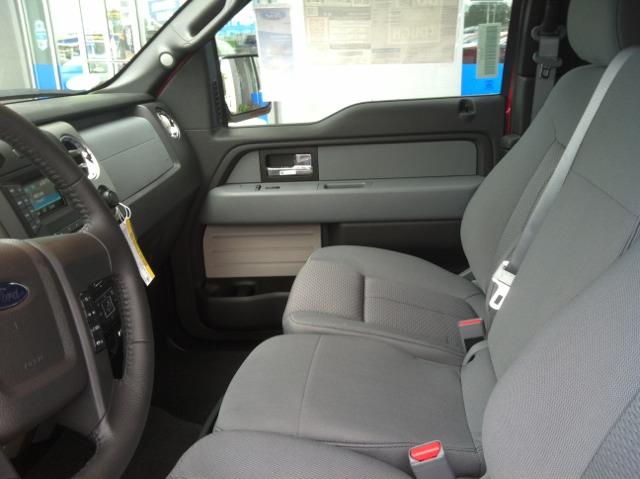 Ford F150 2013 photo 1