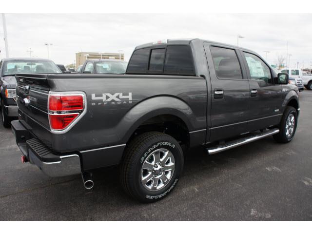 Ford F150 ESi Pickup Truck