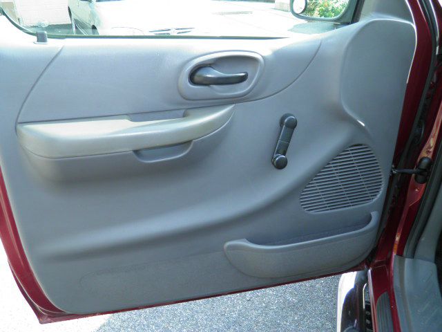 Ford F150 Heritage 2004 photo 17