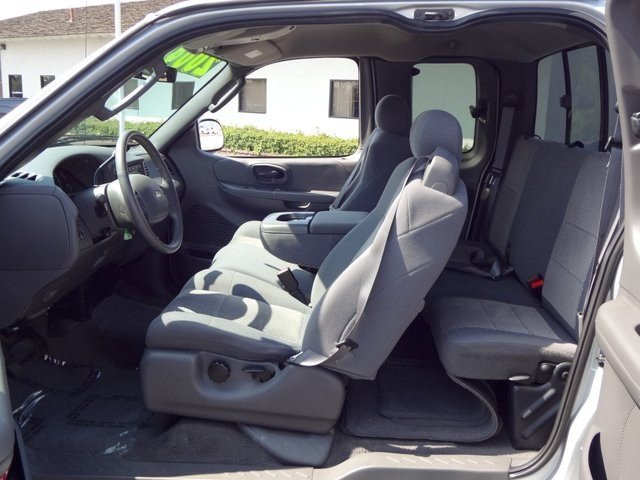 Ford F150 Heritage 2004 photo 2