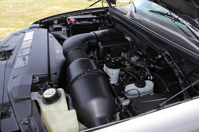 Ford F150 Heritage 2004 photo 11