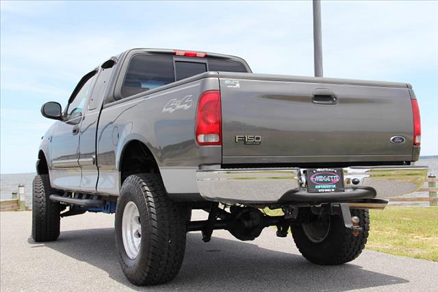 Ford F150 Heritage 2004 photo 2