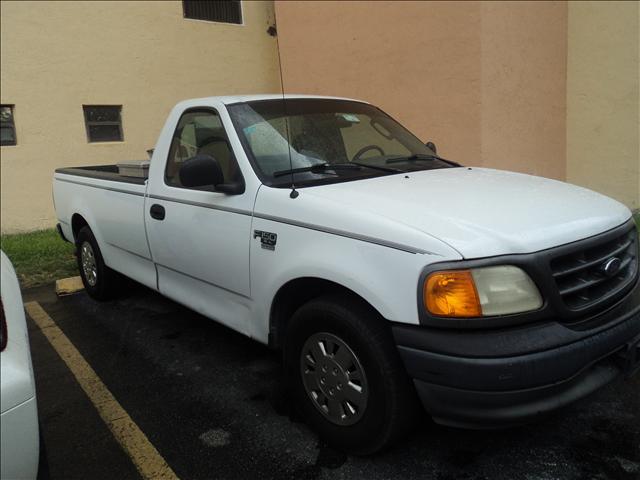 Ford F150 Heritage 2004 photo 1