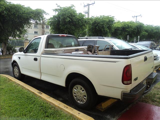 Ford F150 Heritage 2004 photo 2