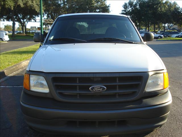 Ford F150 Heritage 2004 photo 1