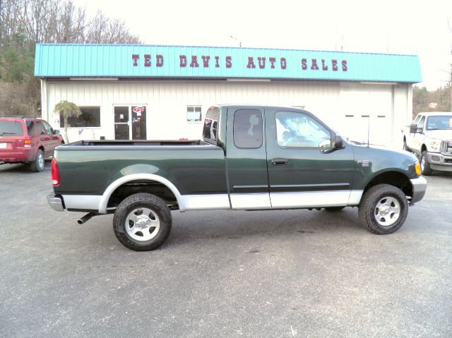 Ford F150 Heritage XL 2WD Reg Cab Pickup Truck
