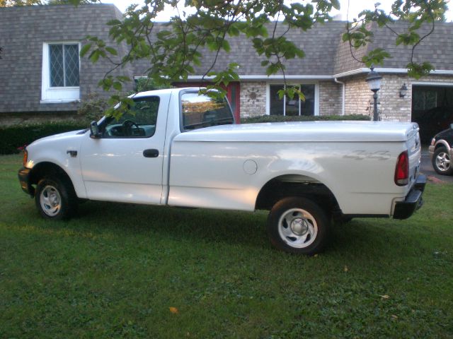 Ford F150 Heritage 2004 photo 1