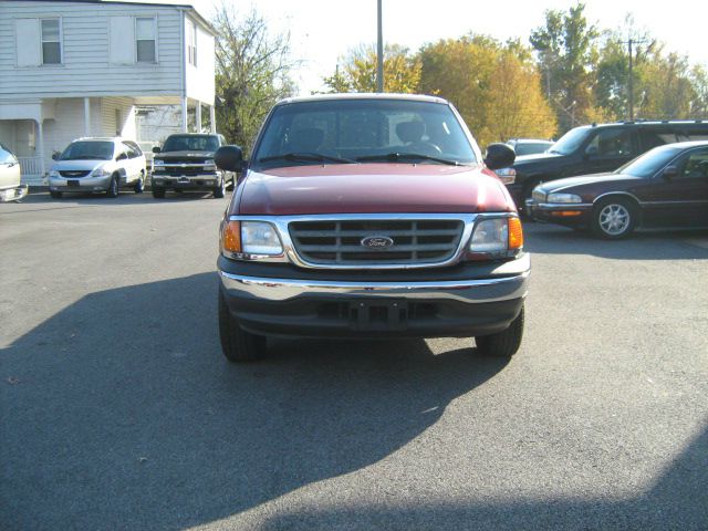 Ford F150 Heritage XLT Supercrew Short Bed 2WD Pickup Truck