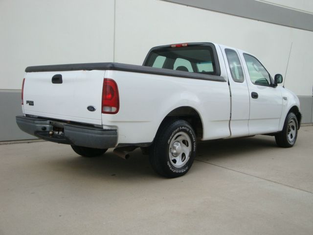 Ford F150 Heritage 2004 photo 1