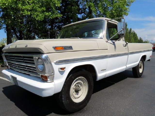 Ford F250 1968 photo 2