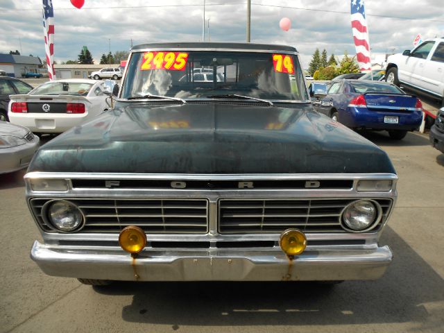Ford F250 1974 photo 1