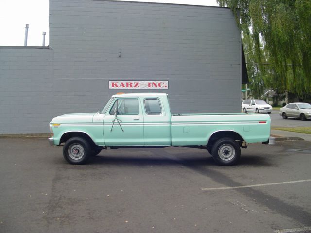 Ford F250 1979 photo 2