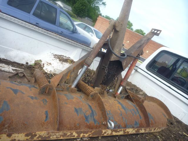 Ford F250 1981 photo 1