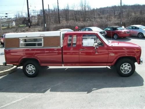 Ford F250 1985 photo 3