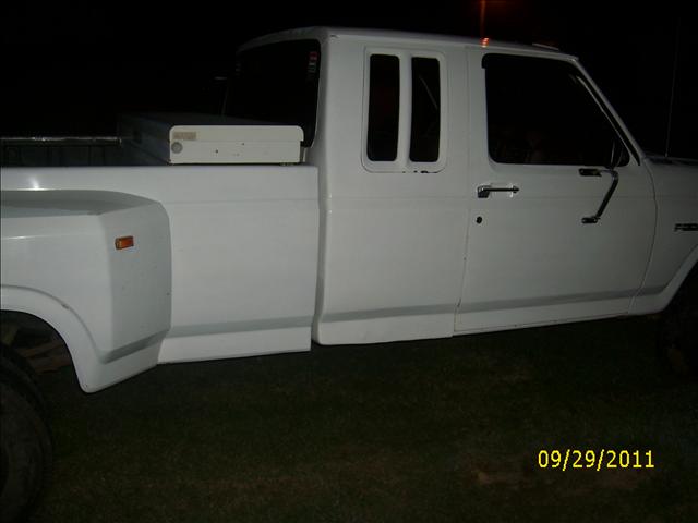 Ford F250 1986 photo 2