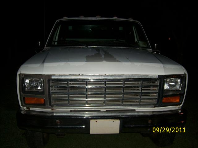 Ford F250 1986 photo 3