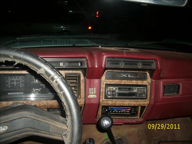 Ford F250 1986 photo 4