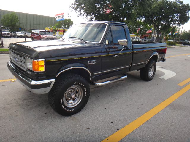 Ford F250 1988 photo 1