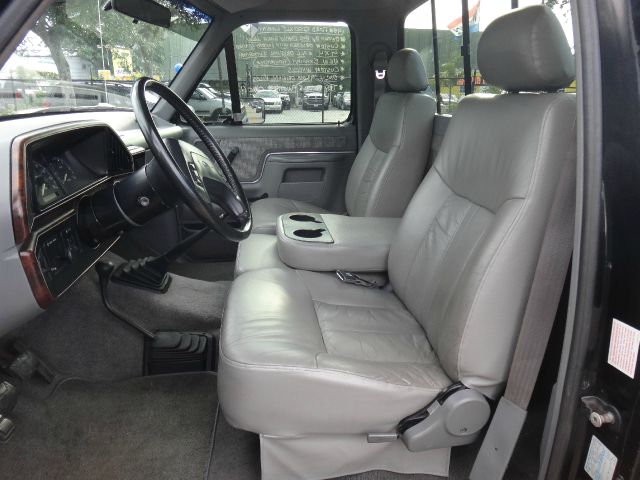 Ford F250 1988 photo 11