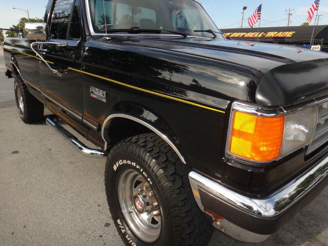 Ford F250 1988 photo 8