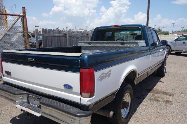 Ford F250 SD XL Extended Cab Pickup