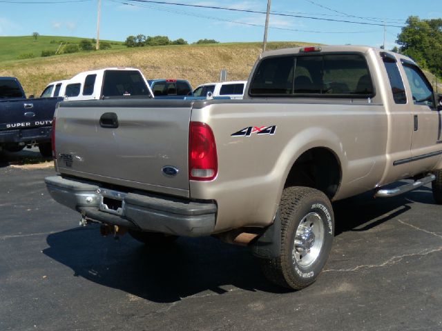 Ford F250 FWD 4dr LS SUV Pickup Truck