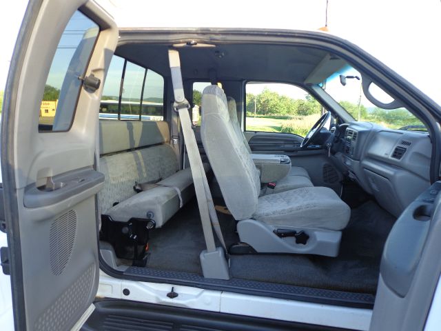 Ford F250 Sltawd Pickup Truck