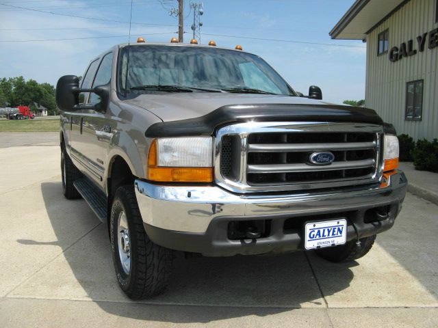 Ford F250 REG CAB 112wb 4 Pickup Truck