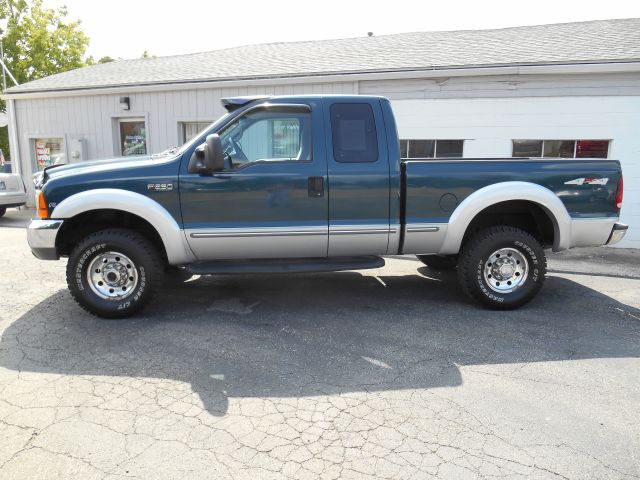 Ford F250 Flareside Ext Cab Shortbox 4x4 Lifted Pickup Truck