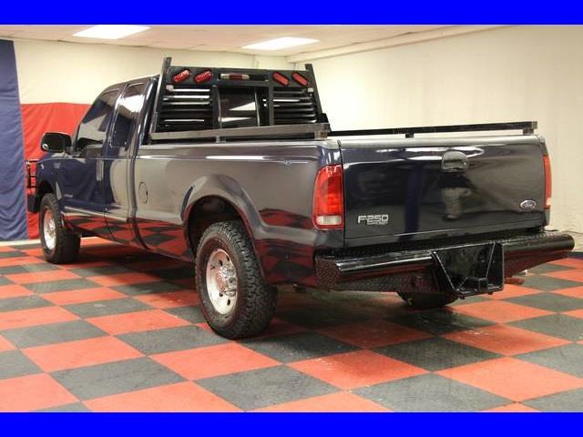 Ford F250 XLT Supercab Pickup Truck