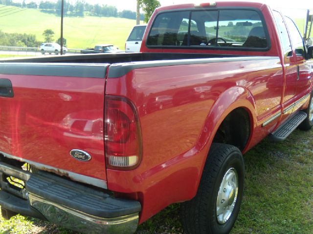 Ford F250 FWD 4dr LS SUV Pickup Truck