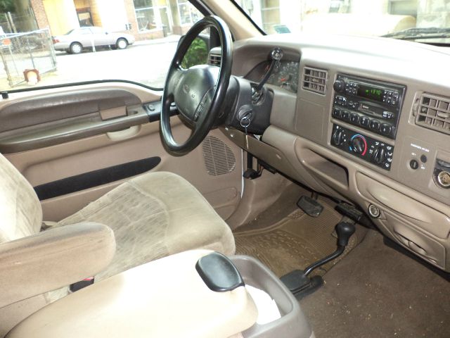 Ford F250 SE Well Kept Alloy Wheels Pickup Truck