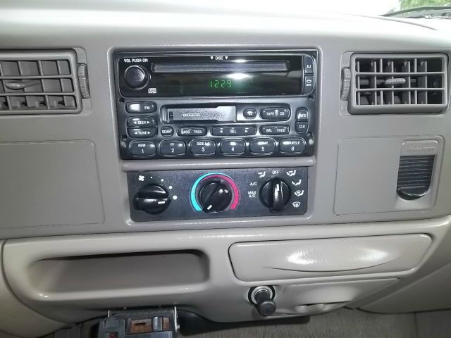 Ford F250 2000 photo 2