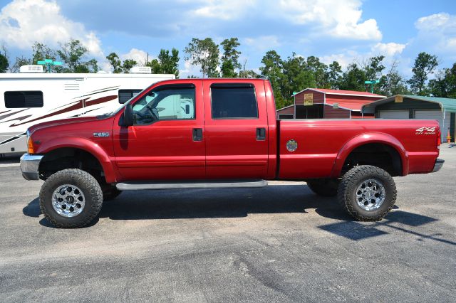 Ford F250 FWD 4dr SE Pickup Truck