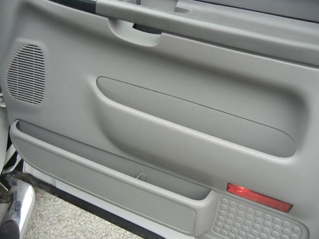 Ford F250 2001 photo 2