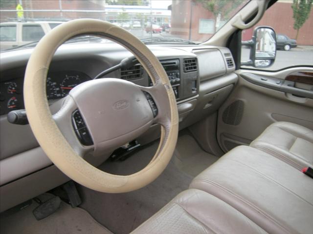 Ford F250 Sport 4WD Pickup