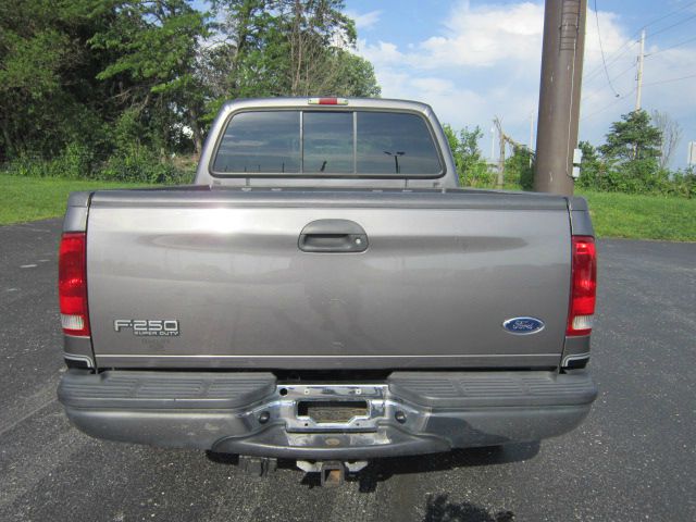 Ford F250 4dr Manual SE PZEV Ltd Avail Pickup Truck