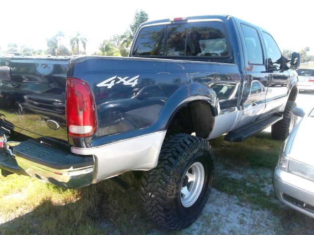 Ford F250 SXT 1_owner Carfax Pickup Truck