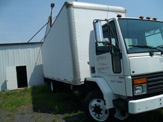 Ford cf8000 1997 photo 2