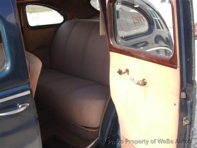Ford deluxe 1940 photo 2