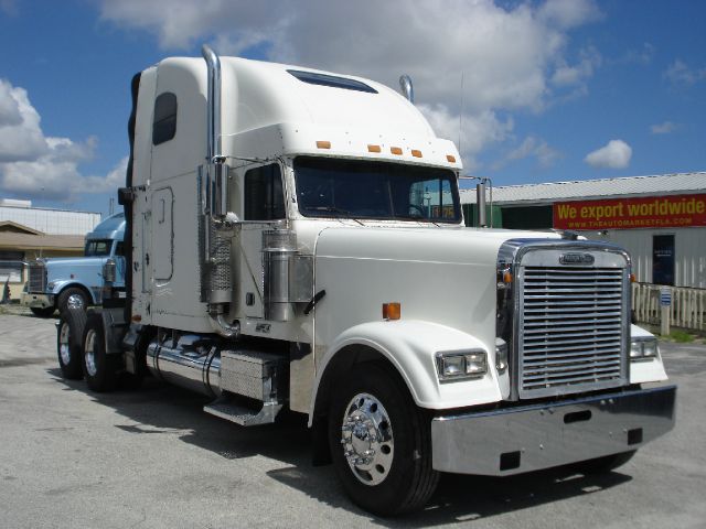 Freightliner CLASSIC 2003 photo 1