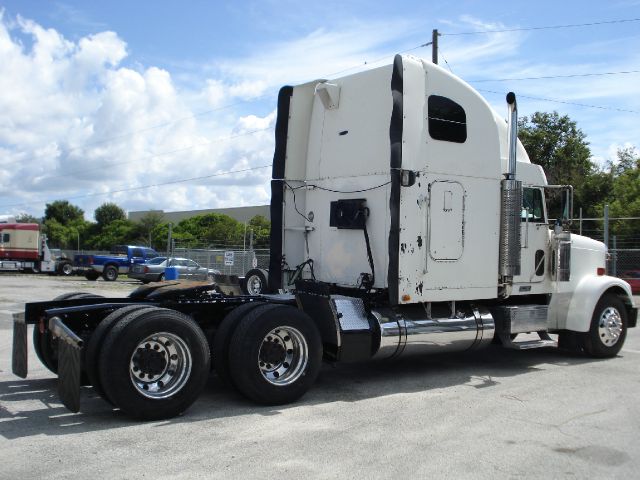 Freightliner CLASSIC 2003 photo 4