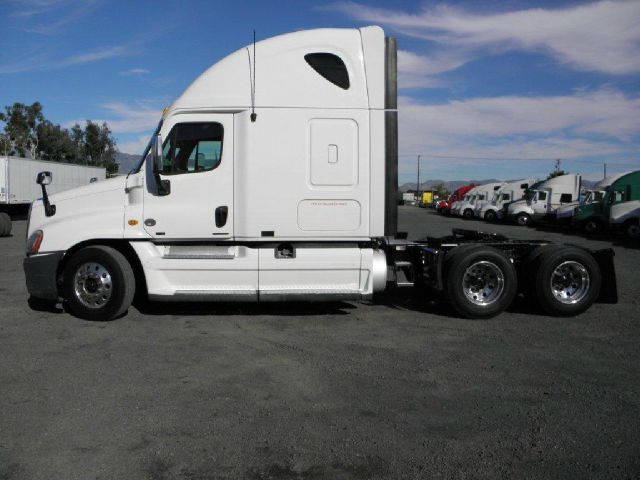 Freightliner Cascadia 2011 photo 1