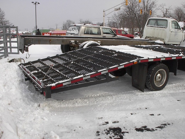 Freightliner FL-70 1997 photo 3