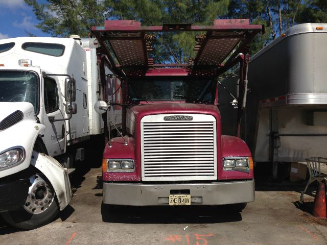 Freightliner FLD120 1997 photo 1