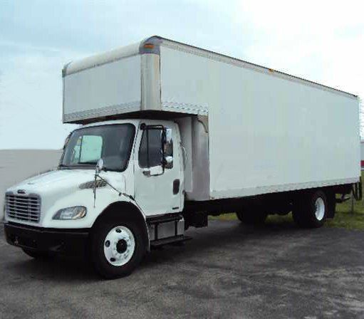 Freightliner M-2 26 ft box with attic 2007 photo 3