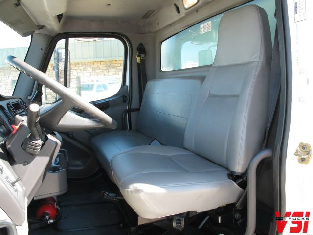 Freightliner M2 2006 photo 3