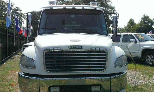 Freightliner M2 106 2005 photo 4